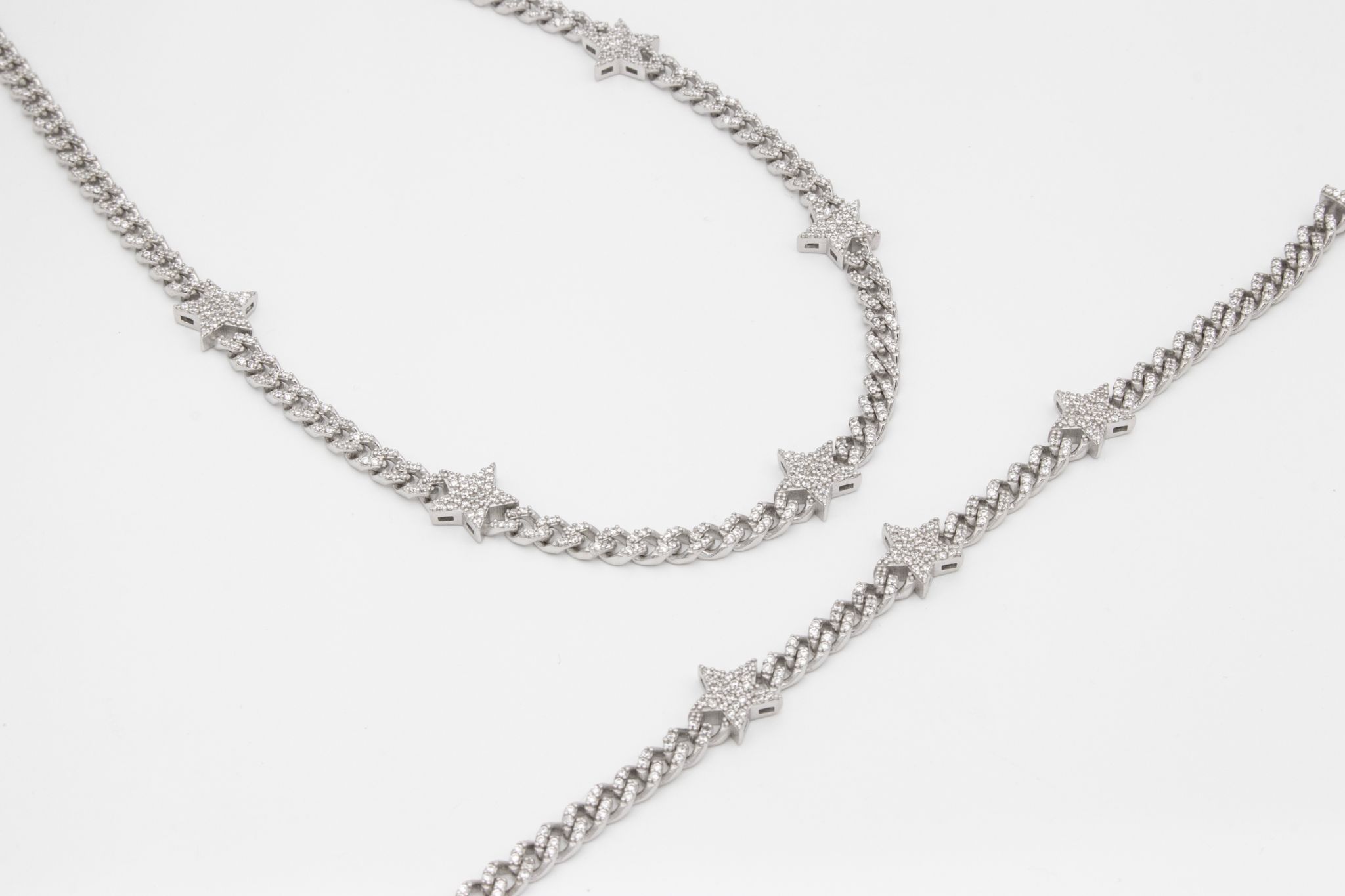 Pırlanta Küpe Seti